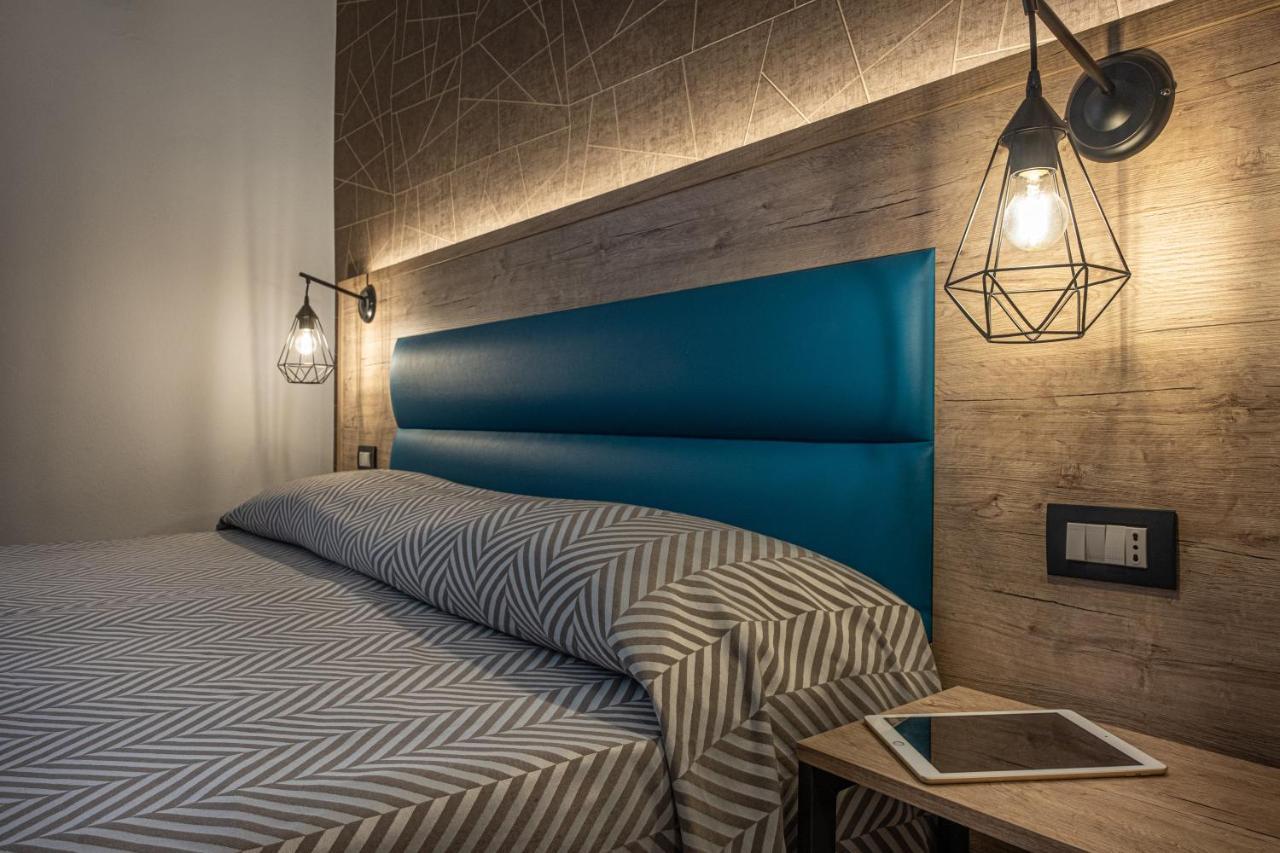 Cuneo Hotel Екстер'єр фото