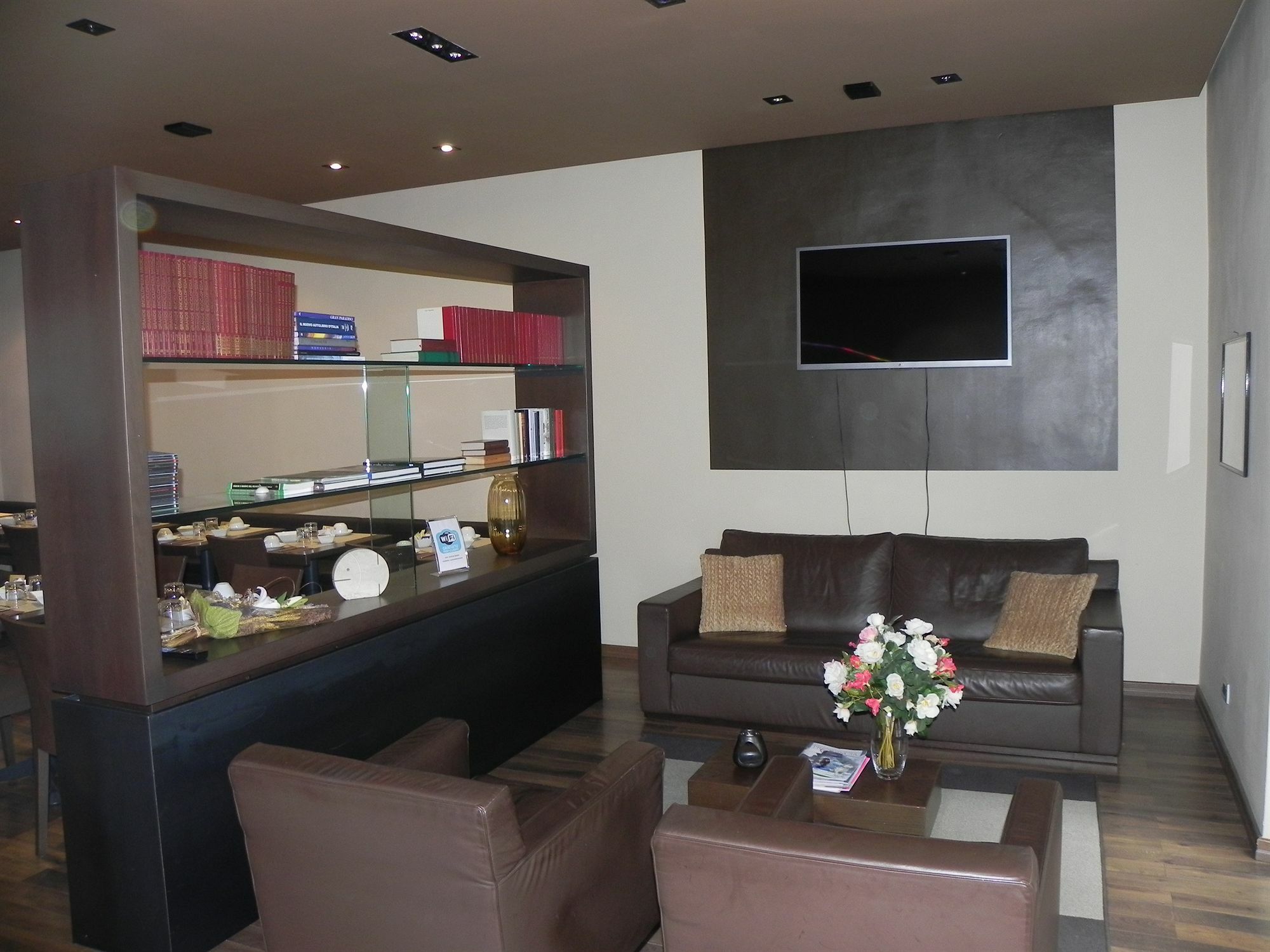 Cuneo Hotel Екстер'єр фото